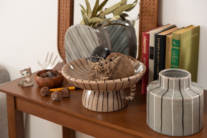 【送料無料】落ち着いた色味が美しいトレイベース/２６㎝