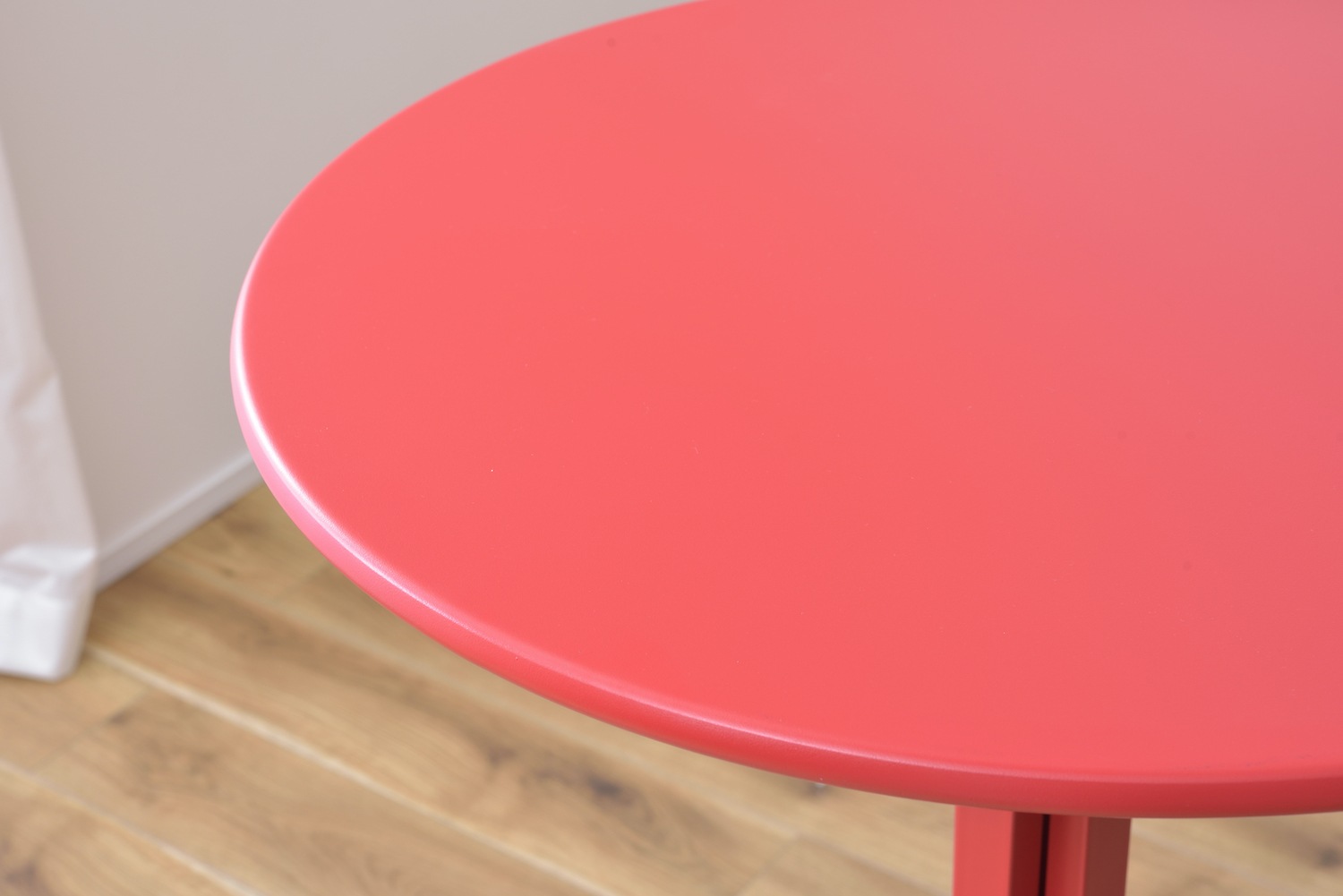 ハイサークルテーブル