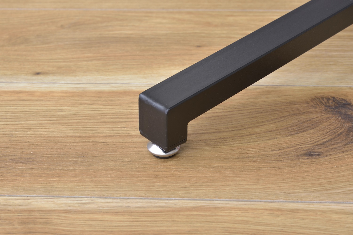 ハイサークルテーブル