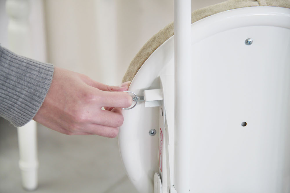 カラフルな折りたたみ「ロンダチェア」おしゃれな北欧カラーの折り畳みチェア