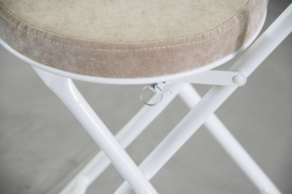 カラフルな折りたたみ「ロンダチェア」おしゃれな北欧カラーの折り畳みチェア