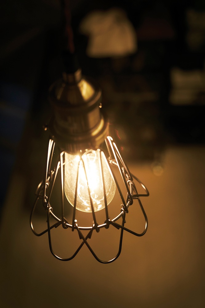 LIGHT BULB（ブルブ）ライト
