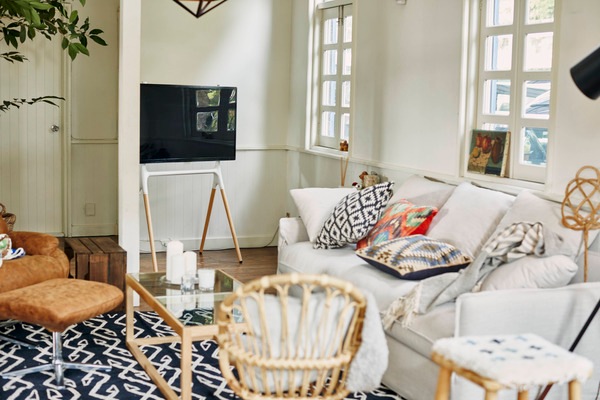 テレビスタンド