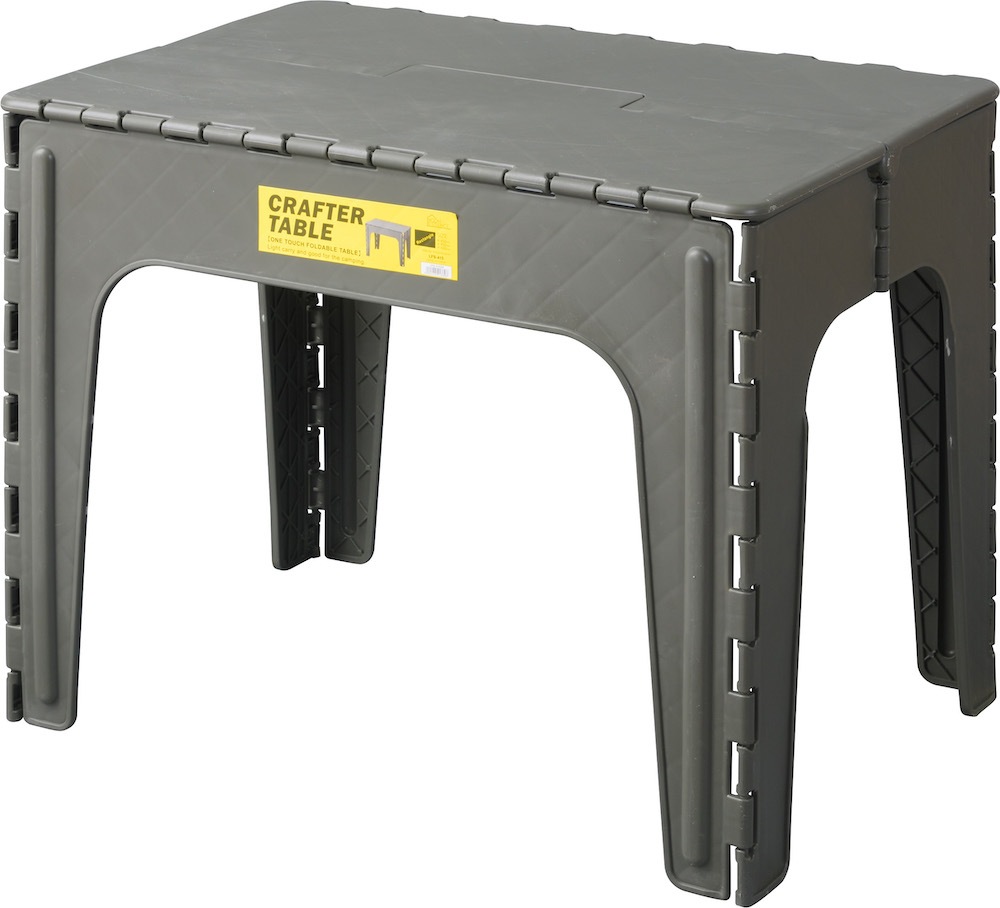 折りたたみスクエアテーブル　コンパクトに折りたたみ可能で持ち運びらくらく♪折りたたみテーブル アウトドア・BBQ・キャンプに　キャンプ用品 室内 屋内 レジャー ビーチ クラフターテーブル