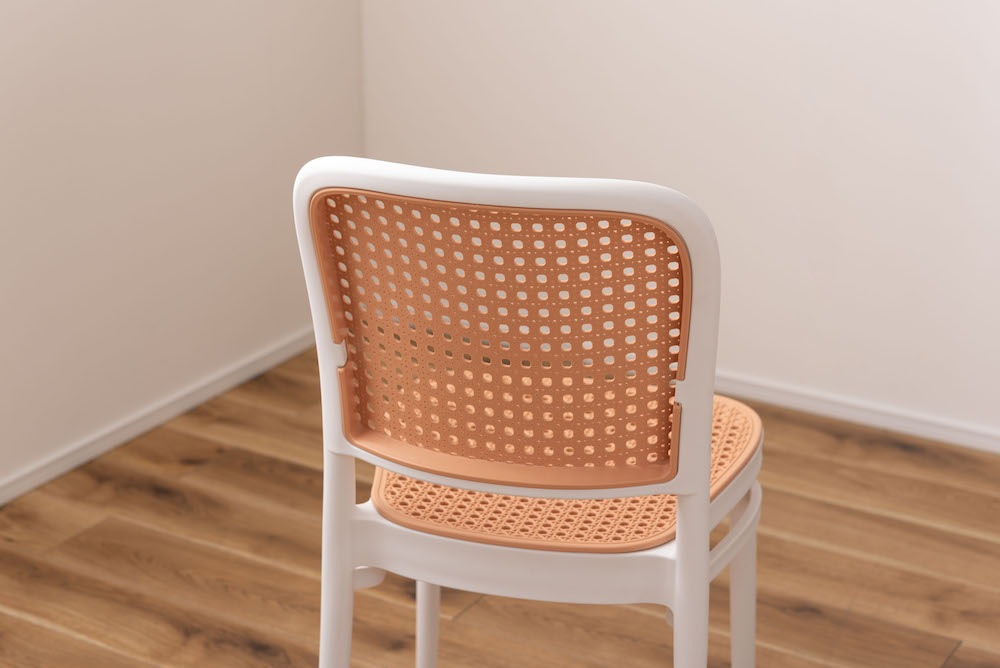 ラタン調のデザイン『グレイスチェア』スタッキング可能で重ねて収納できる軽量チェア [まとめ買いで最大10%OFF対象商品]送料無料