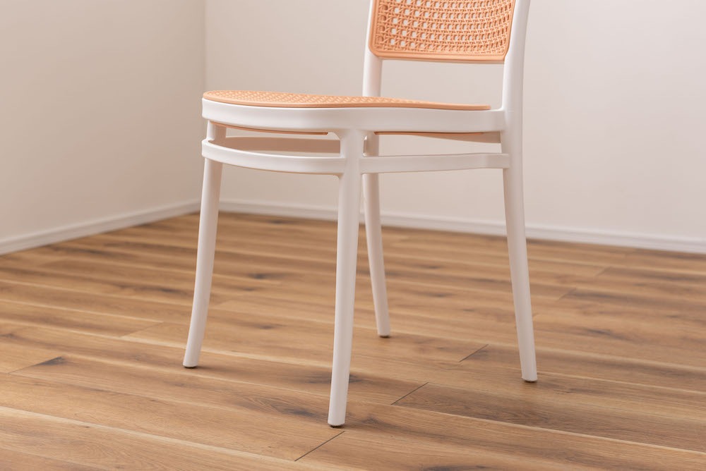 ラタン調のデザイン『グレイスチェア』スタッキング可能で重ねて収納できる軽量チェア [まとめ買いで最大10%OFF対象商品]送料無料