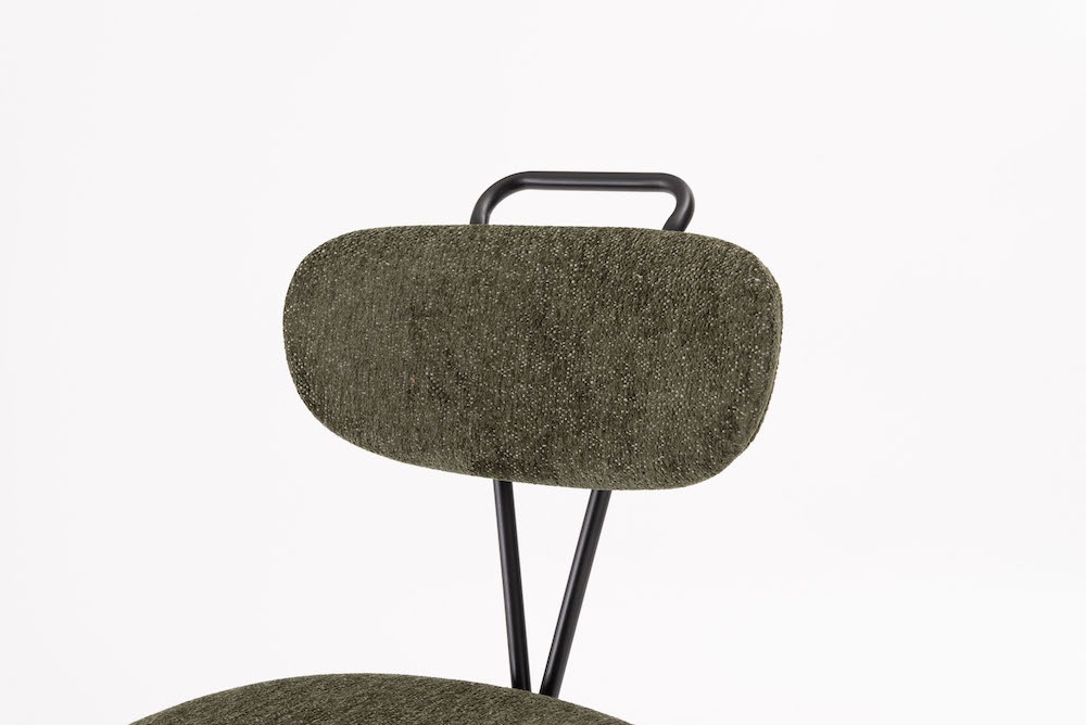 温かみのある３カラー「across chair」　背面クロスのシンプルなインダストリアルチェア