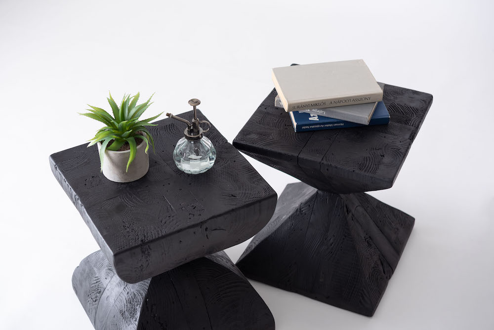 パイン古材の質感と独特の形状 天然木(パイン古材) ×黒×線の美しさの