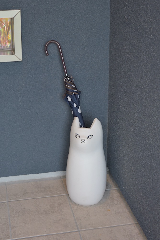 ■大人気■　新色登場!!　neko 傘立て　アンブレラスタンド 親ねこ　ねこ傘立て