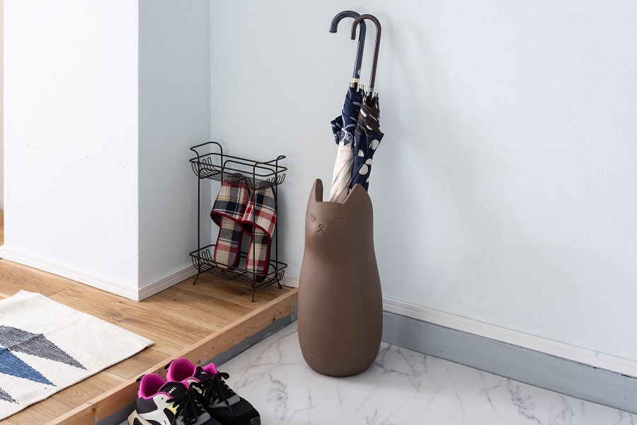 ■大人気■　新色登場!!　neko 傘立て　アンブレラスタンド 親ねこ　ねこ傘立て