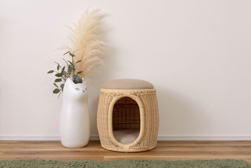 ペットスツール 犬や猫と一緒にくつろげる椅子＆おもちゃ、小物入れにも使える万能スツール