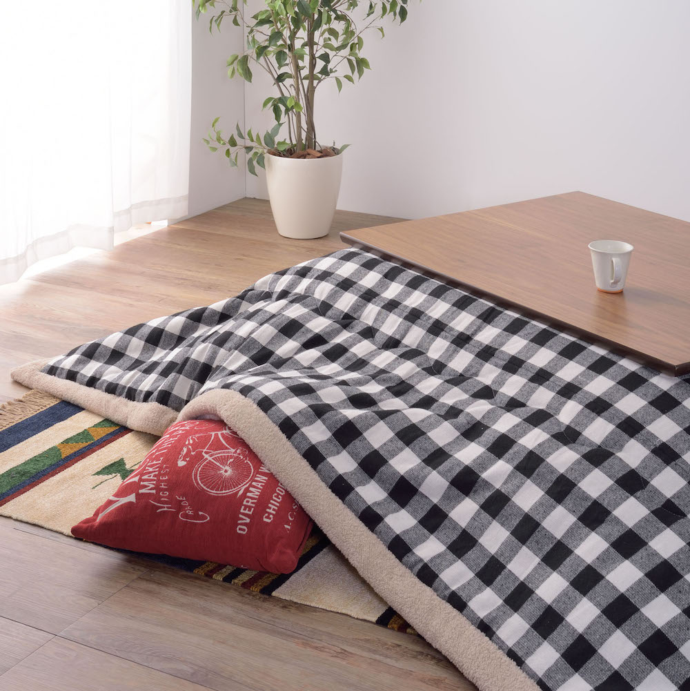 おしゃれなチェック柄のあったか薄掛コタツ布団 長方形 モダン白黒