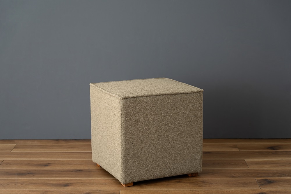 まとめ買いでお得【組み合わせ自由】■２脚/４脚セット■ぴったり並べて使える！ニュアンスカラーの「キューブスツール」　４０×４０cm