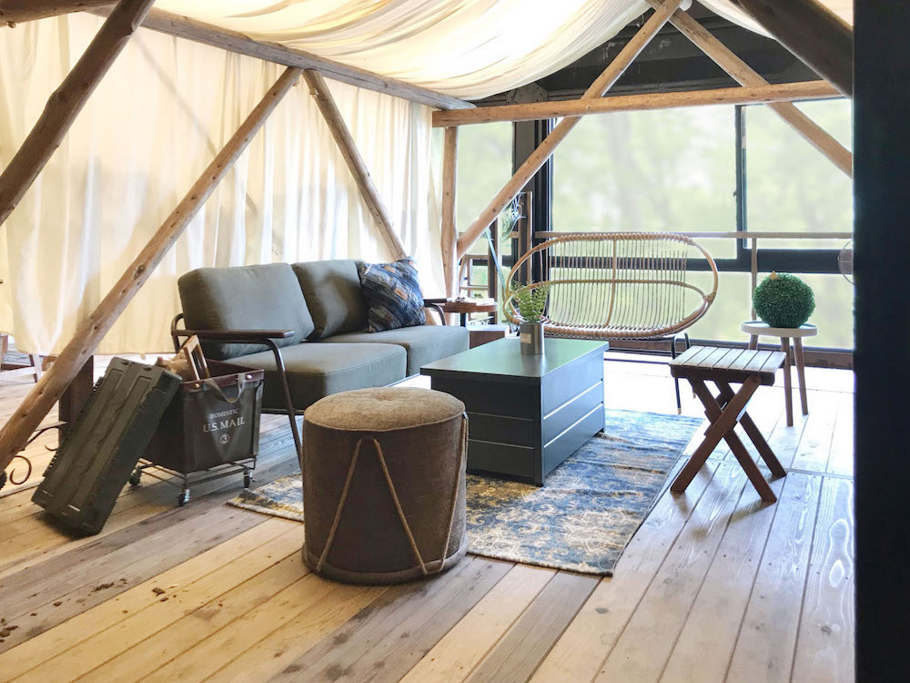 デニムのデザインクッション 45cm角 インド製（タイプB）