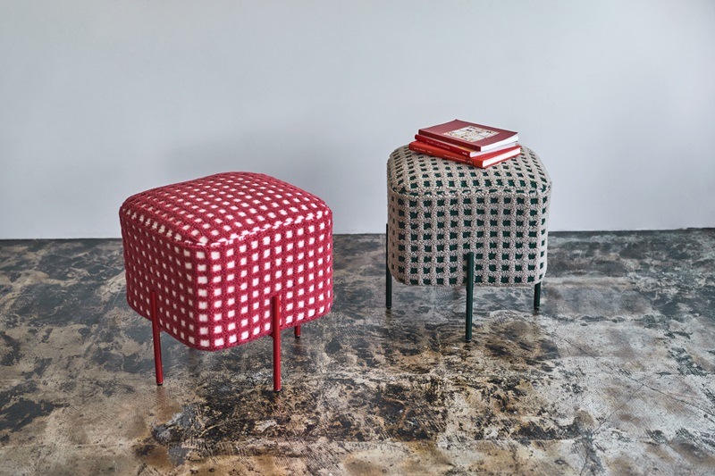 ■■■■■■NEW■■■■■■ギンガムチェックのぽこぽこ素材とアイアン脚のスツール/韓国インテリア/レッド/グリーン