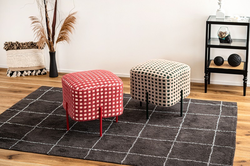 ■■■■■■NEW■■■■■■ギンガムチェックのぽこぽこ素材とアイアン脚のスツール/韓国インテリア/レッド/グリーン