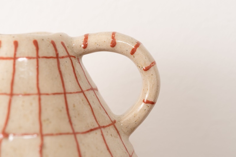 北欧感じる温かいぽってりフラワーベース/取っ手付き 【21センチ】