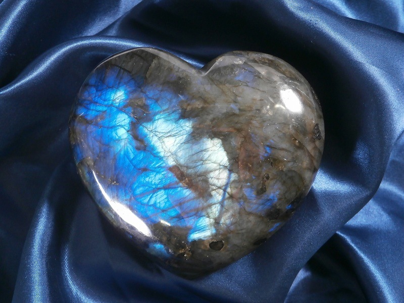 ラブラドライト ハート型 大！ マダガスカル産 スペクトル反射