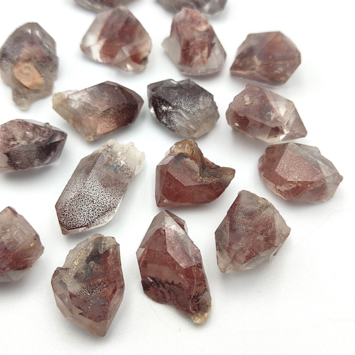 ウサマメ　レッドファントムクォーツ画像追加 レッドファントムクォーツ/Red Phantom Quartz