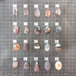 ブルーラブラドライト カボションルース・オーバル 9.1g | ☆形状別に