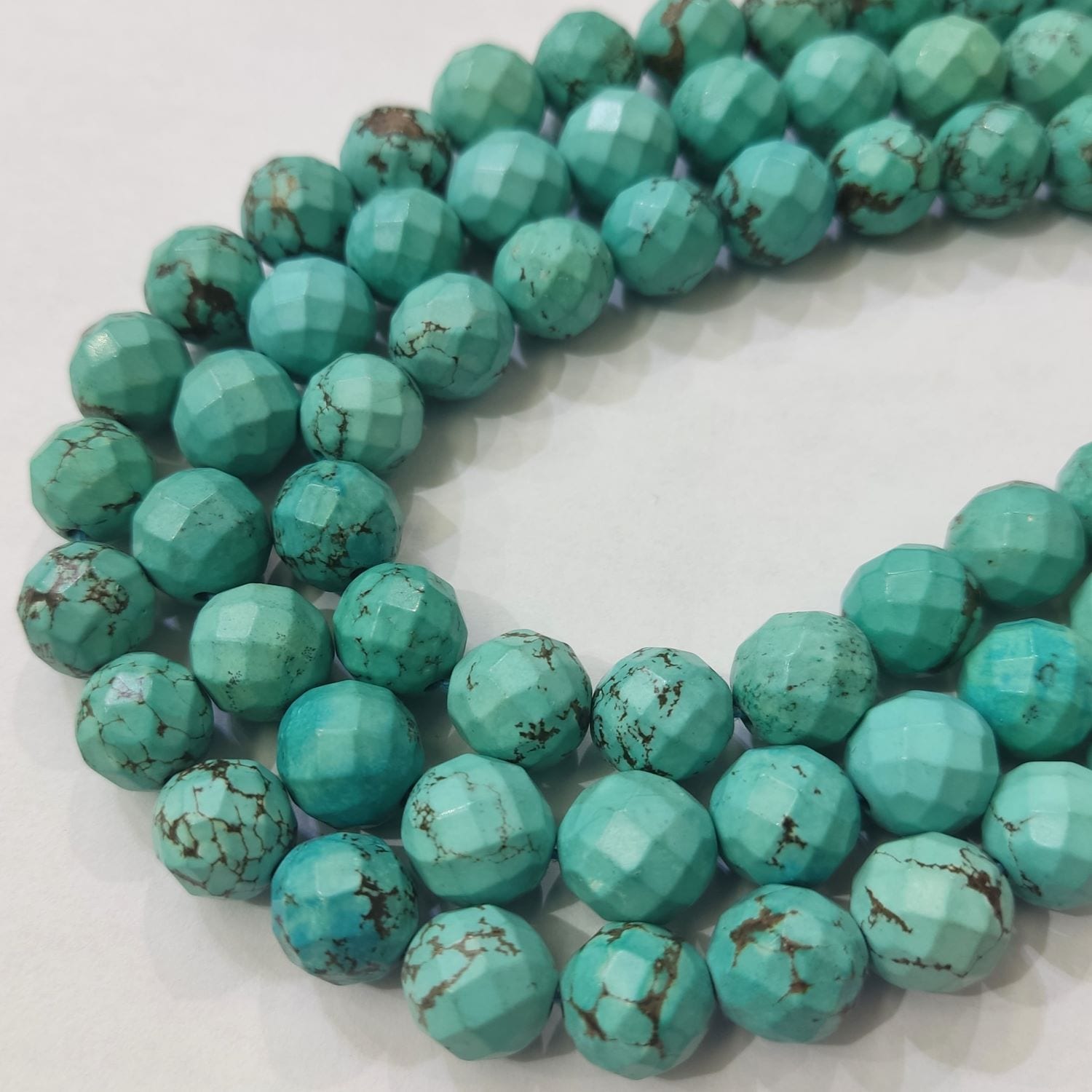 WEB限定商品 天然ターコイズ(チベット産)64面カット 【連材