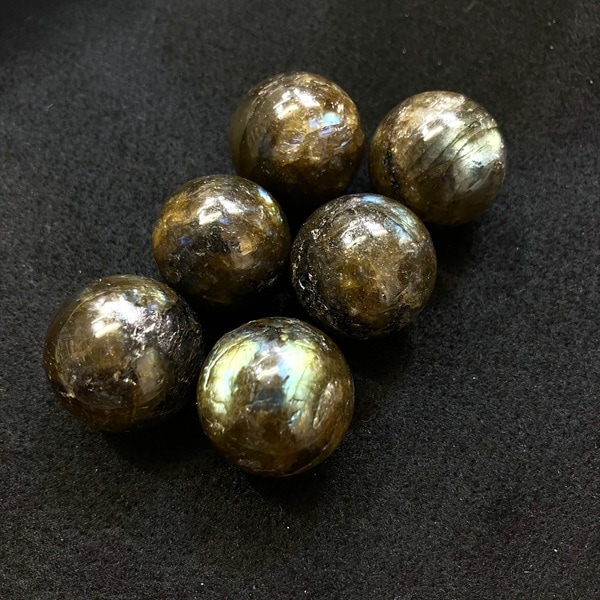 ラブラドライトスフィア（丸玉）
