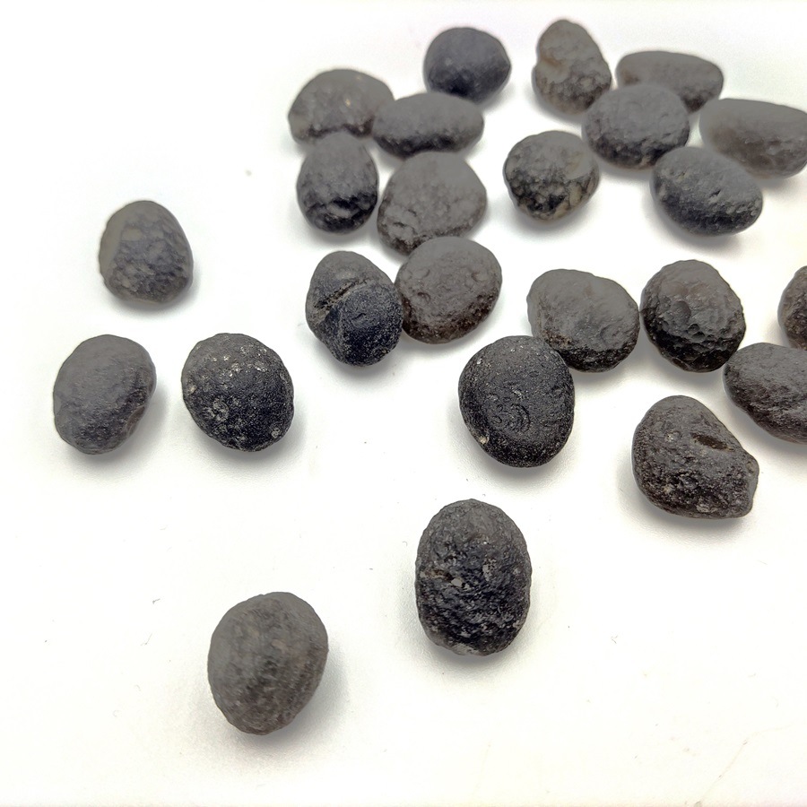 ついに登場！】コロンビアナイト 約7g 1個売り | ☆名前から探す,カ行