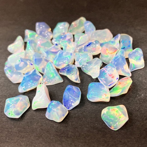 大人気なので再追加！】オパール フリーカット磨き タンブル 1粒