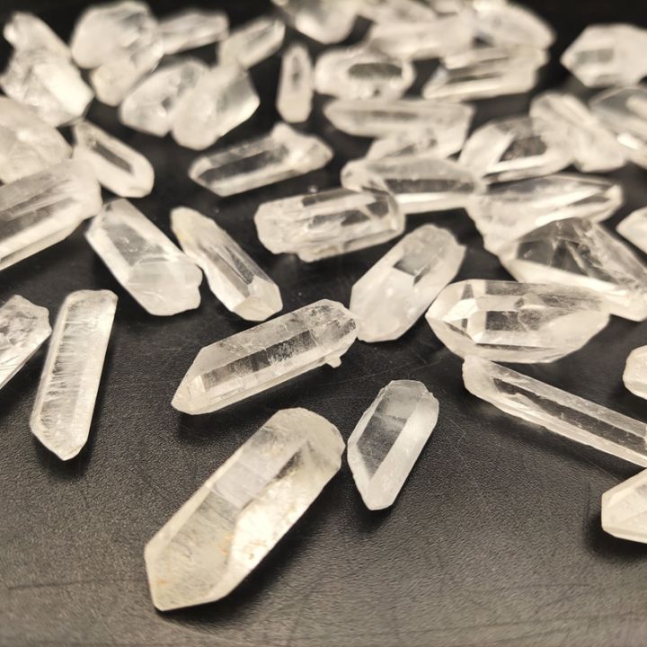 水晶原石ポイント　258g 水晶ポイント原石透明度が高いヒマラヤ水晶クラスター 水晶原石