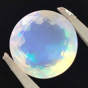 ニルヴァーナ水晶　台座付き ニルヴァーナストーン 天然石/パワーストーン/水晶の卸問屋 ネットショップ