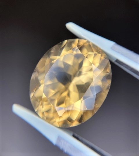 ʥ륷ȥ Ǯåȥ롼Х롡18.7ct