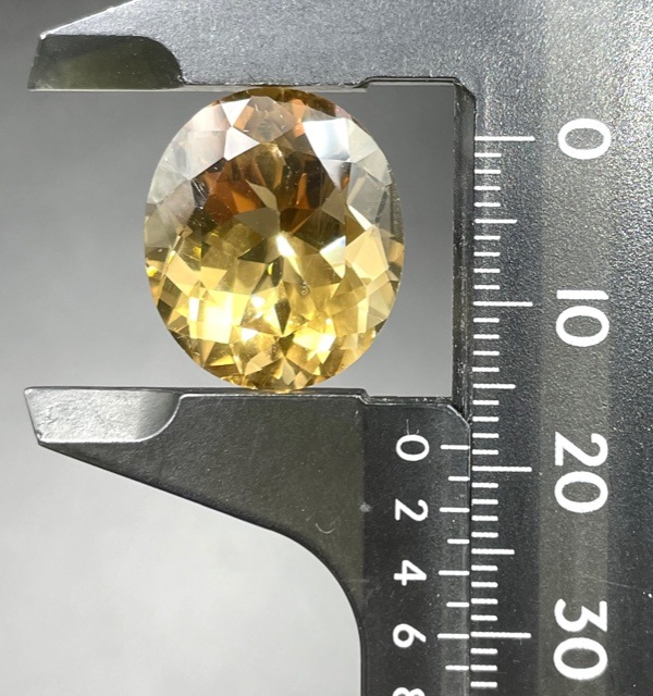 ʥ륷ȥ Ǯåȥ롼Х롡18.7ct