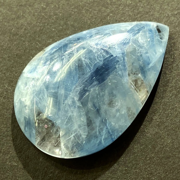 �֥饸�뻺�ѥ饤�Х�����ʥ��ȡ����ܥ���󡡥ɥ��å׷���47.3ct