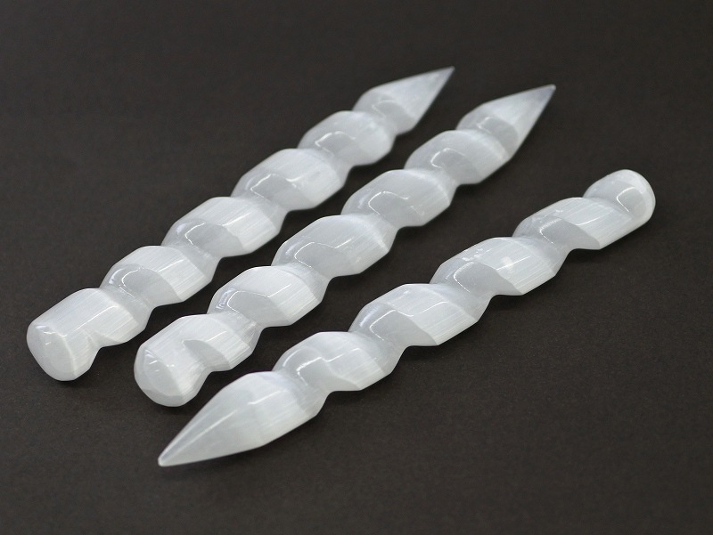 再入荷!!】セレナイト スパイラルワンド 1本売り 癒しのセレナイト