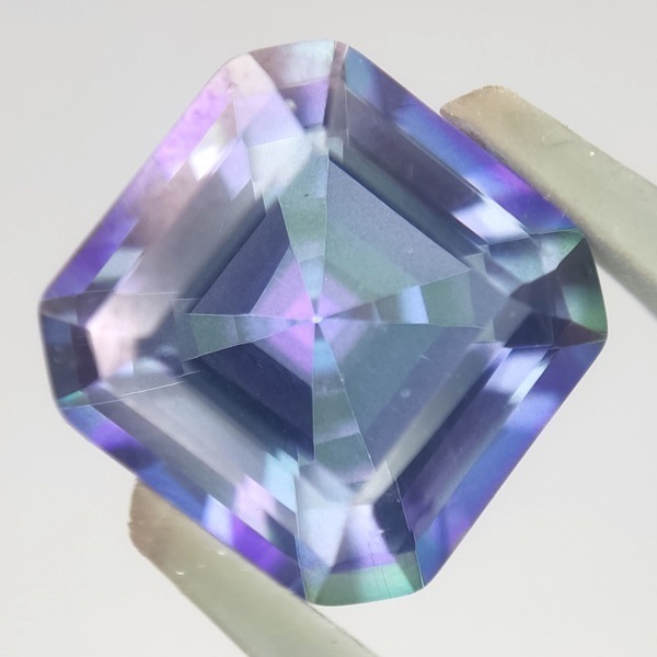 �ڥ��饤�ȥ�����롼����4.06ct��1��ʪ