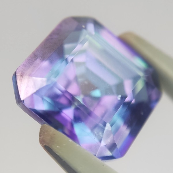 �ڥ��饤�ȥ�����롼����4.06ct��1��ʪ