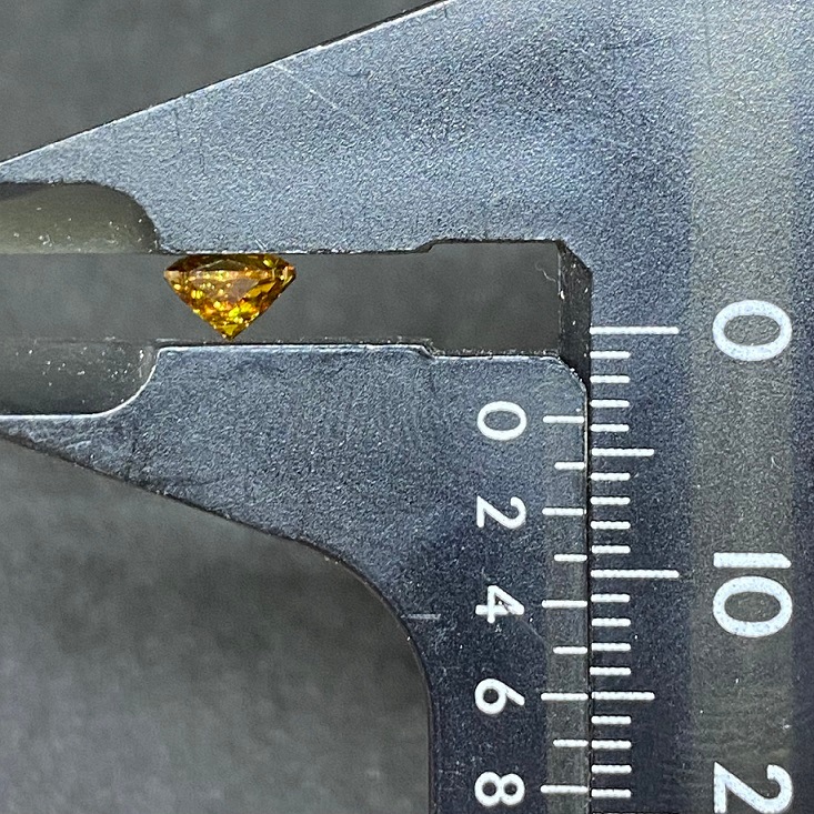 ���ե����󡡥롼�����饦��ɡ����åȥ롼����0.7ct