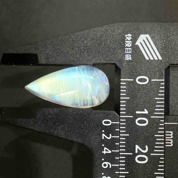 ����ǥ����֥�ɥ饤��(�֥롼/�쥤��ܡ��ࡼ�󥹥ȡ���)�����ܥ����롼����14.7ct��1��ʪ