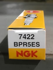 【ネコポス対応】NGK　スパークプラグ　ＢＰＲ5ＥＳ　7422
