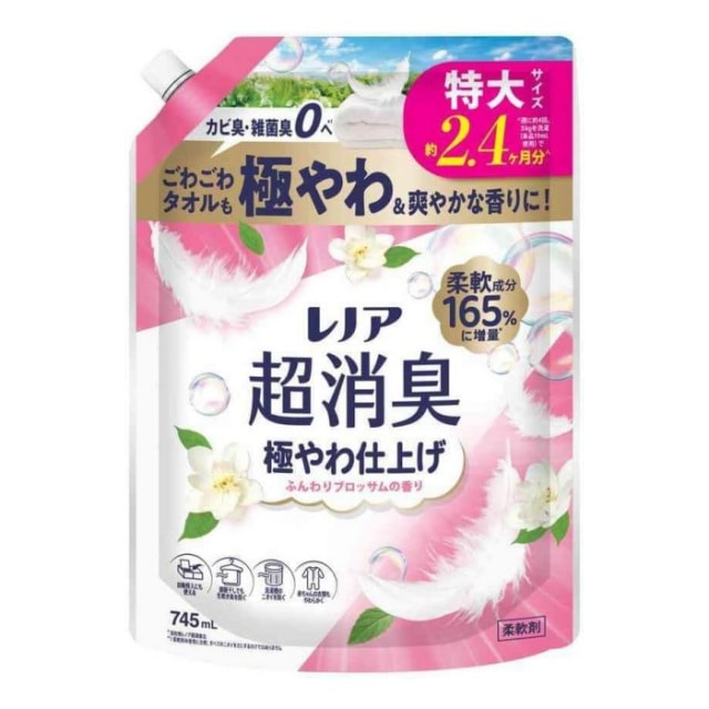 P&G レノア 超消臭 極やわ仕上げ ふんわりブロッサムの香りつめかえ用 超特大 745ml 柔軟剤【ｍ特】