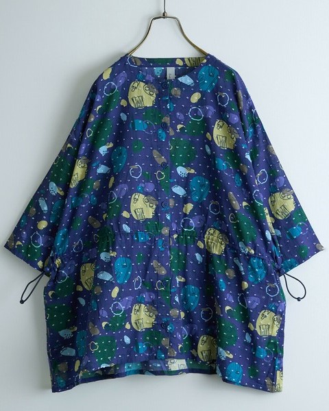 Emago ダッフルコート フラワープリント Emago ダッフルコート フラワープリント Jasmine Grandiflorum