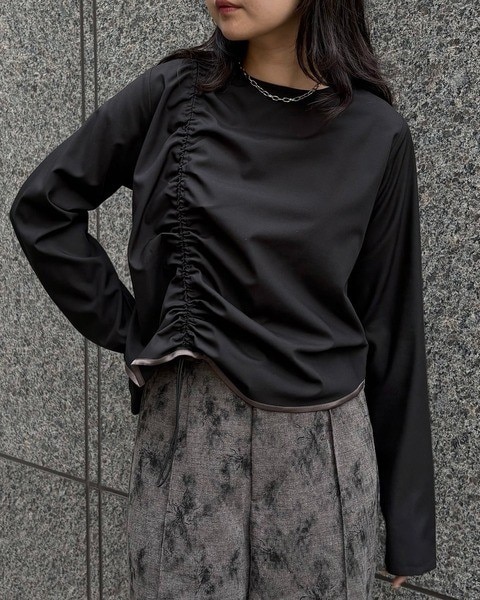 アンジェム / ギャザーパイピングブラウス