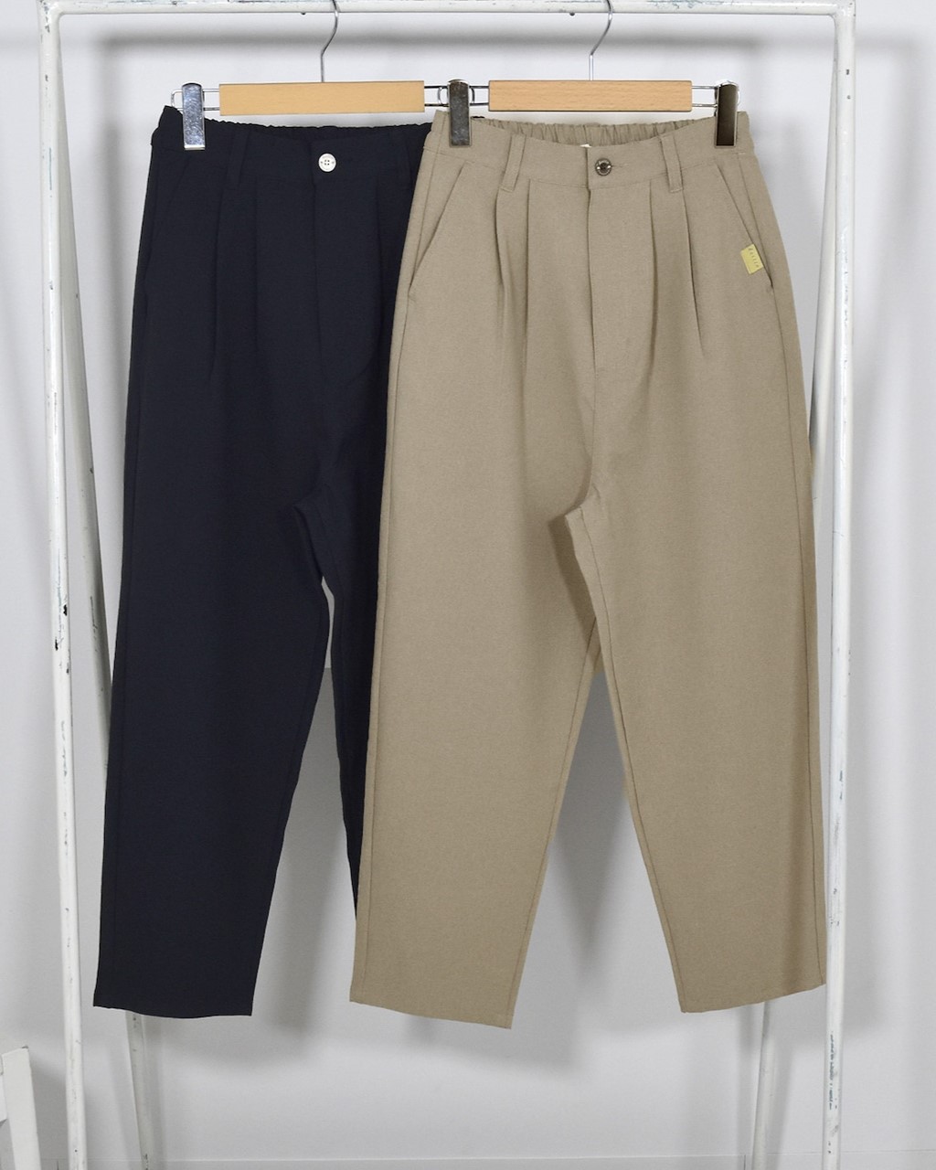ゆったりテーパードパンツ ケイット / きれいめゆったりテーパードパンツ | ITEM,Bottoms