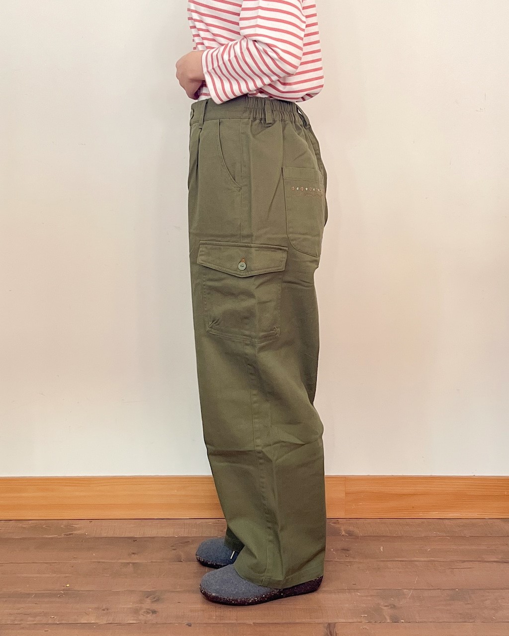 ケイット / 庭刺繍入りバレルカーゴパンツ | BRAND,north object