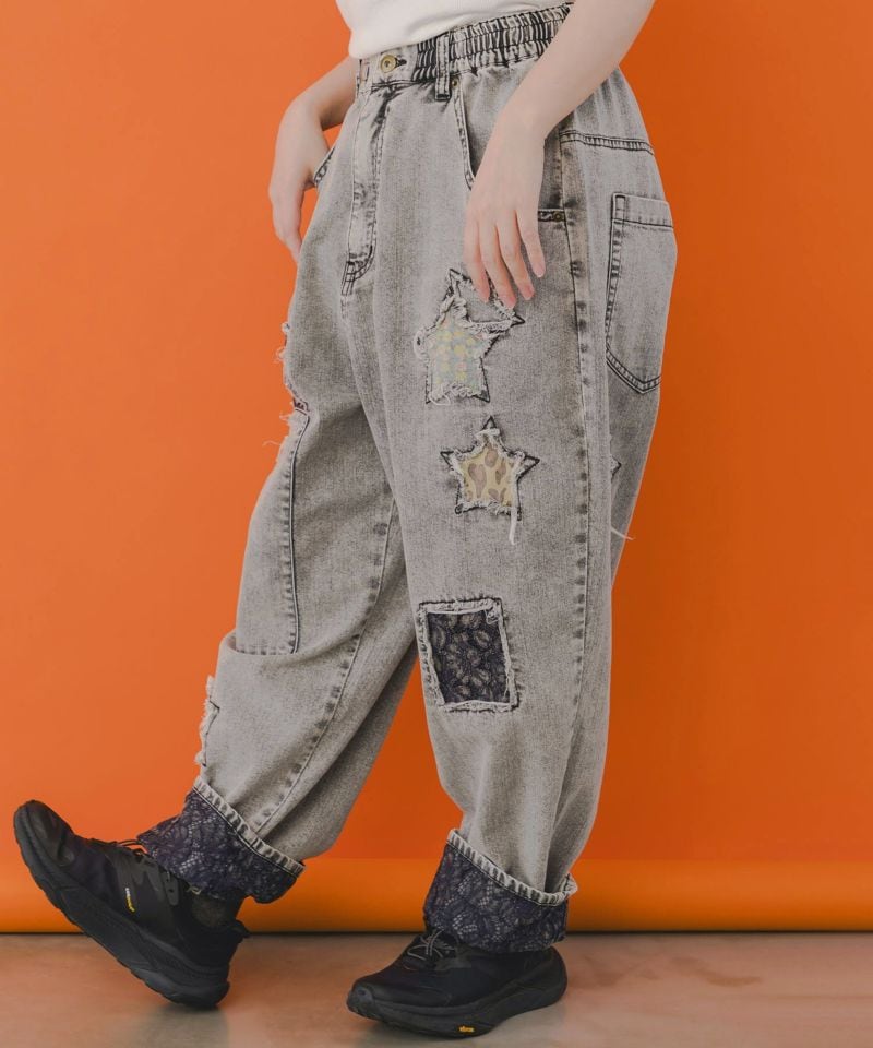 スカラー / 星花アップリケ ブリーチ加工デニムパンツ | BRAND