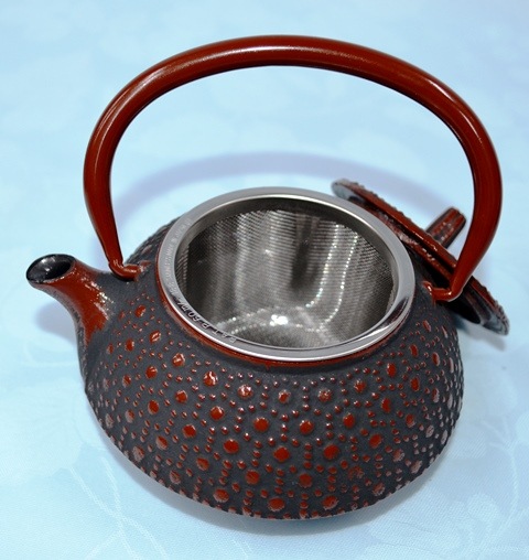 及春　南部鉄㐂　急須　 亀甲アラレ　　0.3ℓ