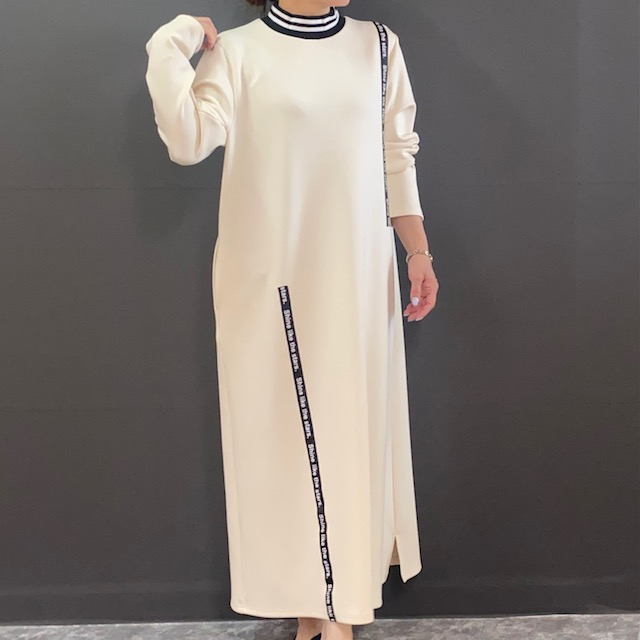 ダンボール 長袖 ワンピース 2024AW　新作　秋冬