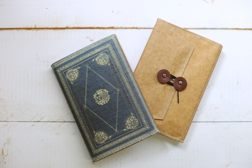 Robinson ブックカバー文庫本 クラシカルカバー、ナチュラルフラワー