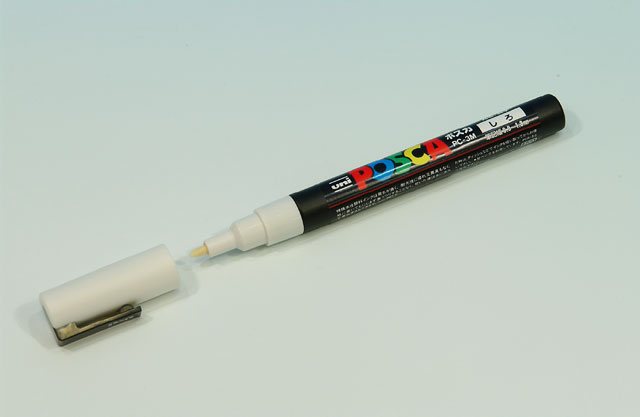 ユニ ポスカ(白)