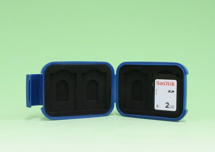 ポータブルメディアケース